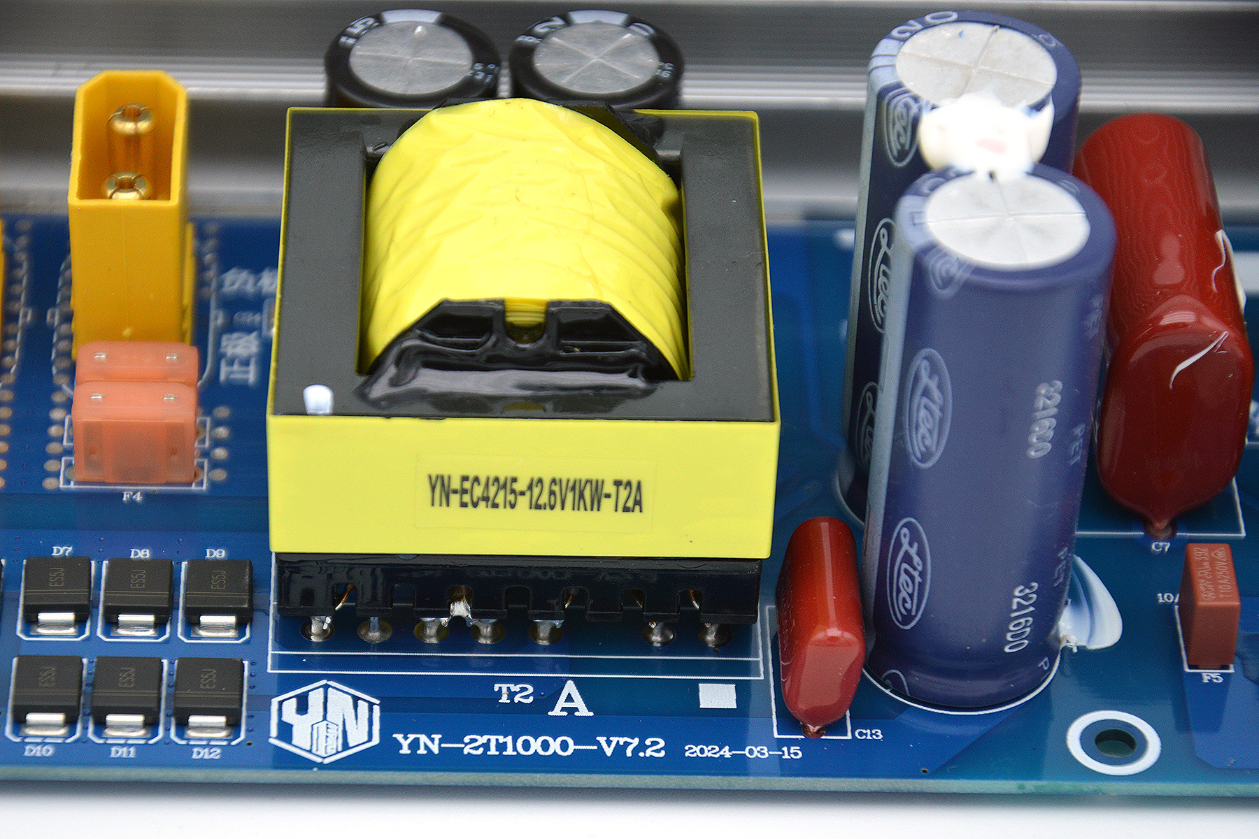 12V 1000W正弦波